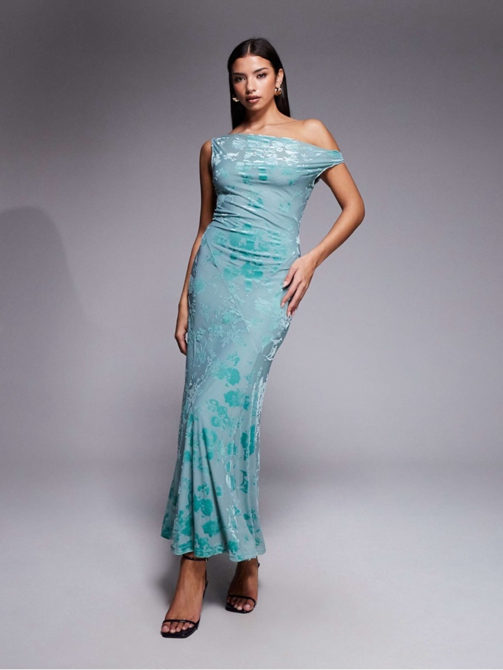 Rare London fallen shoulder burnout floral maxi dress in teal
Size: 6